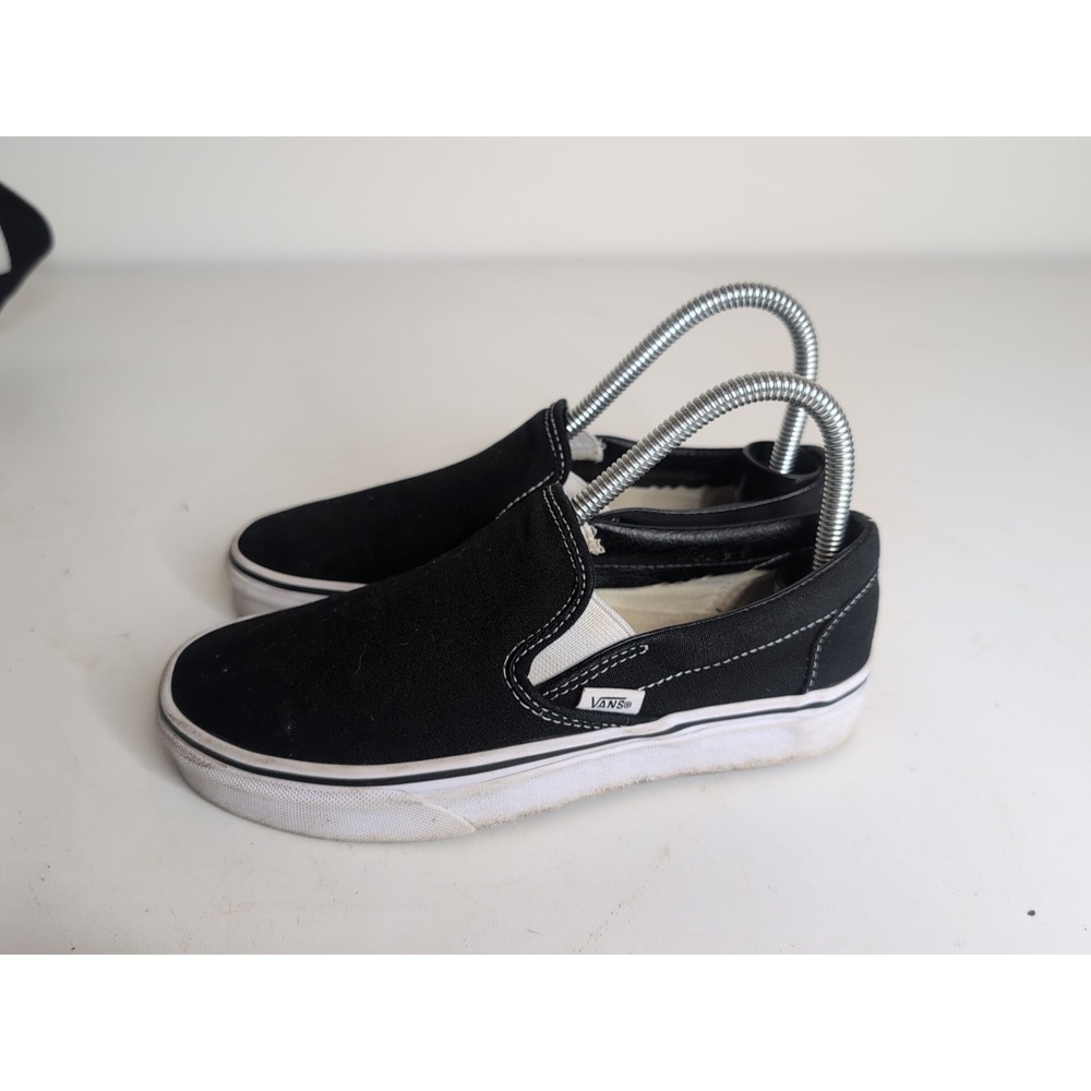 Vans Shoes Mens 4.5 Womens 6 Of The Wall Slip On Sneakers Black Canvas 721565